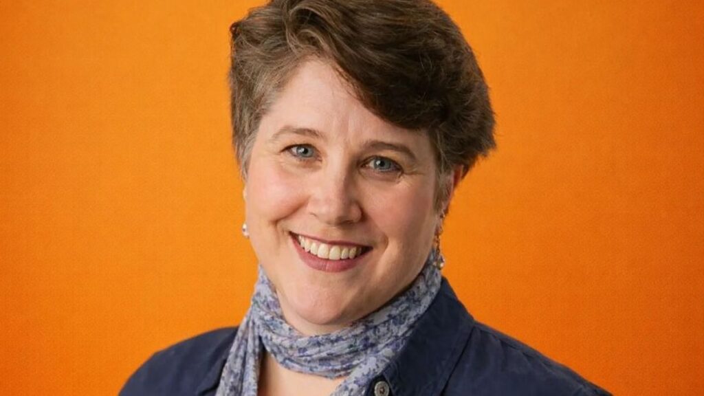 Exploring the Life and Work of Deborah Dubois: A Creative Force