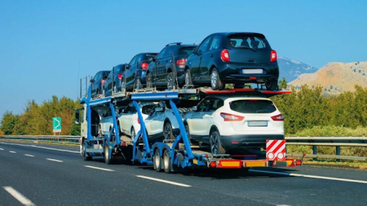 How Professional Car Transport Manages Interstate Routes