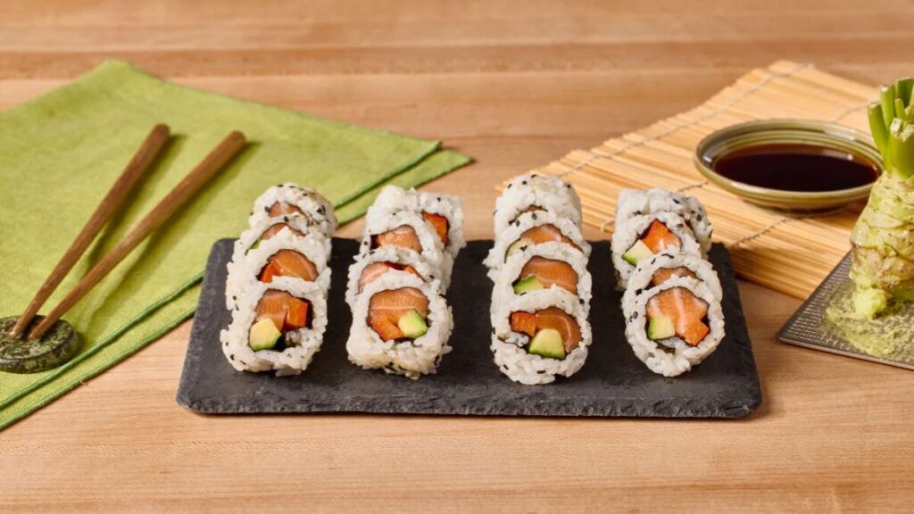 Spider Roll: Complete Guide to Ingredients, Preparation, Nutrition, and Variations